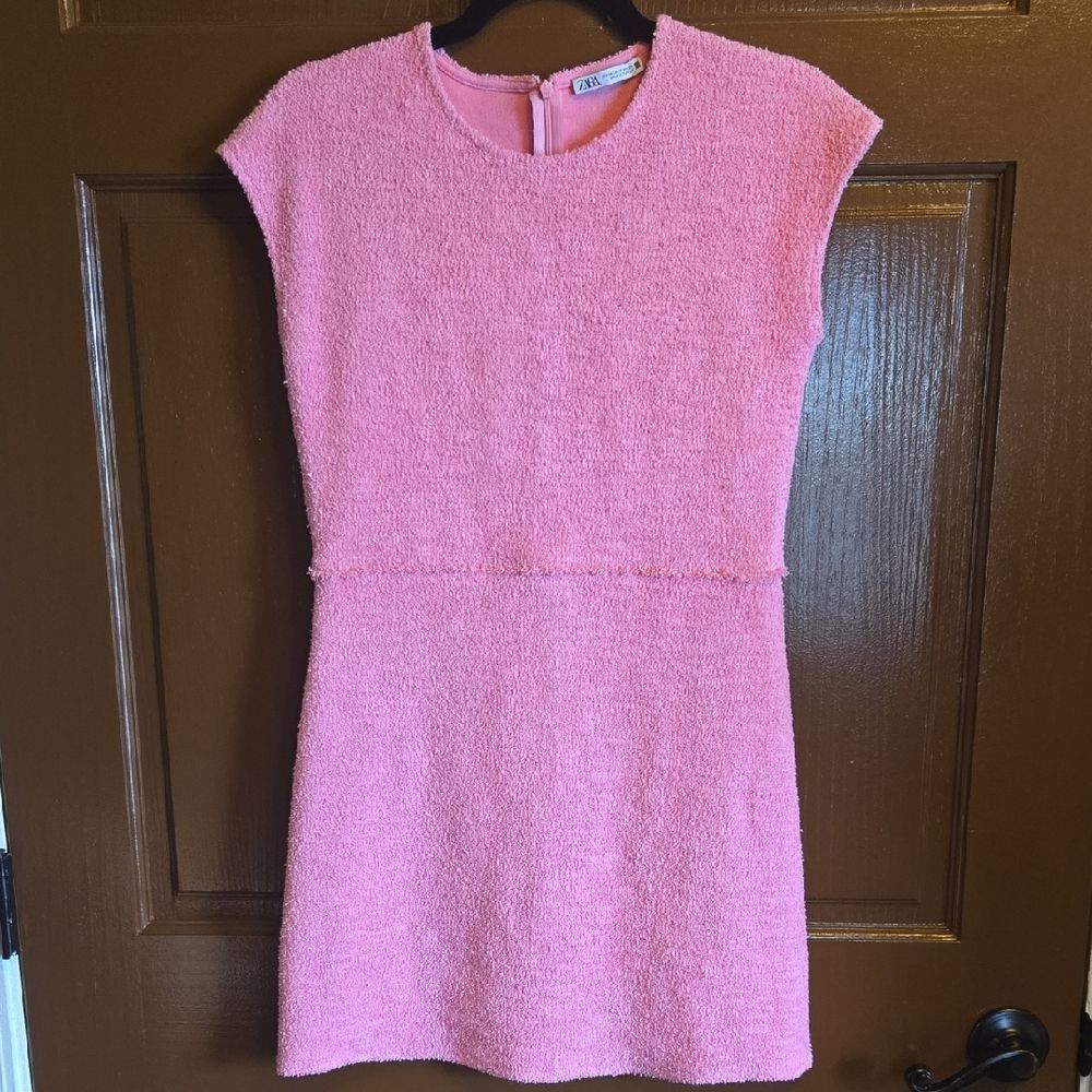 Zara-Hot Pink textured stretchy A line short dress Sz M